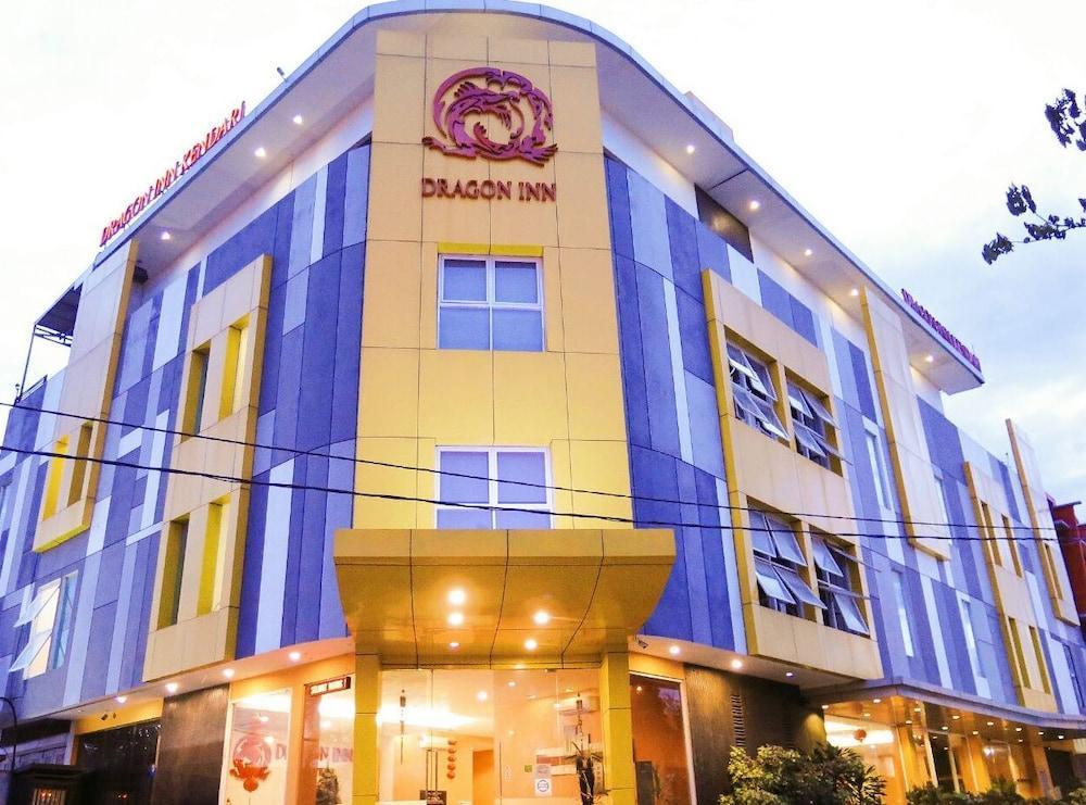 Dragon Inn Kendari Exteriör bild